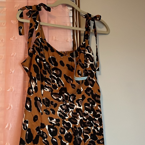 Midi dress - Picture 4 of 5